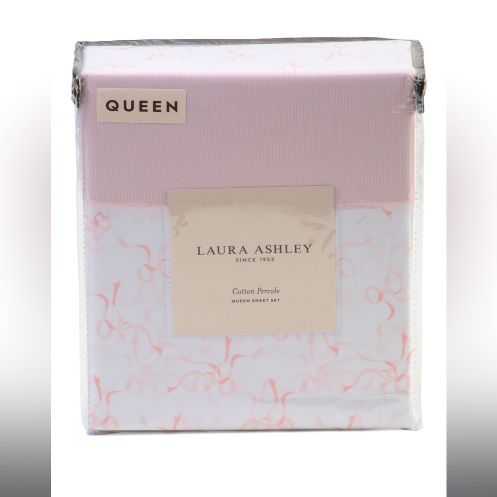 Laura Ashley pink trailing bows queen size sheet set